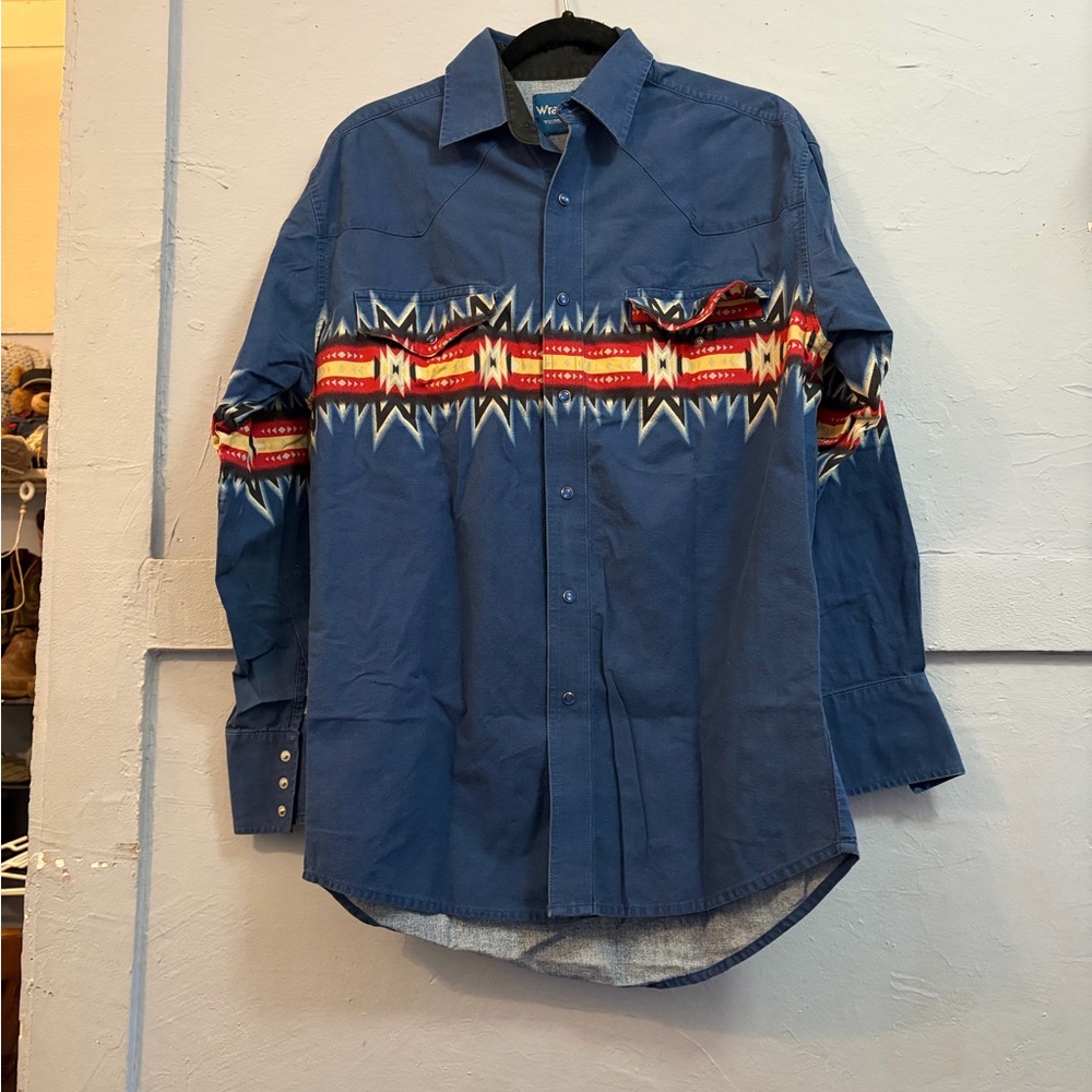 Wrangler Blue Shirt with Red and White Pattern